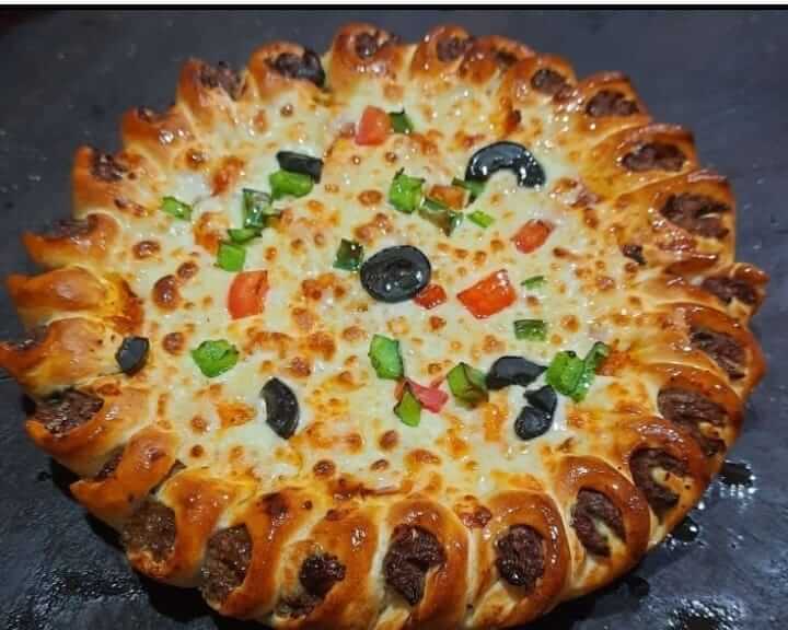 Royal Crust Pizza - Aatama